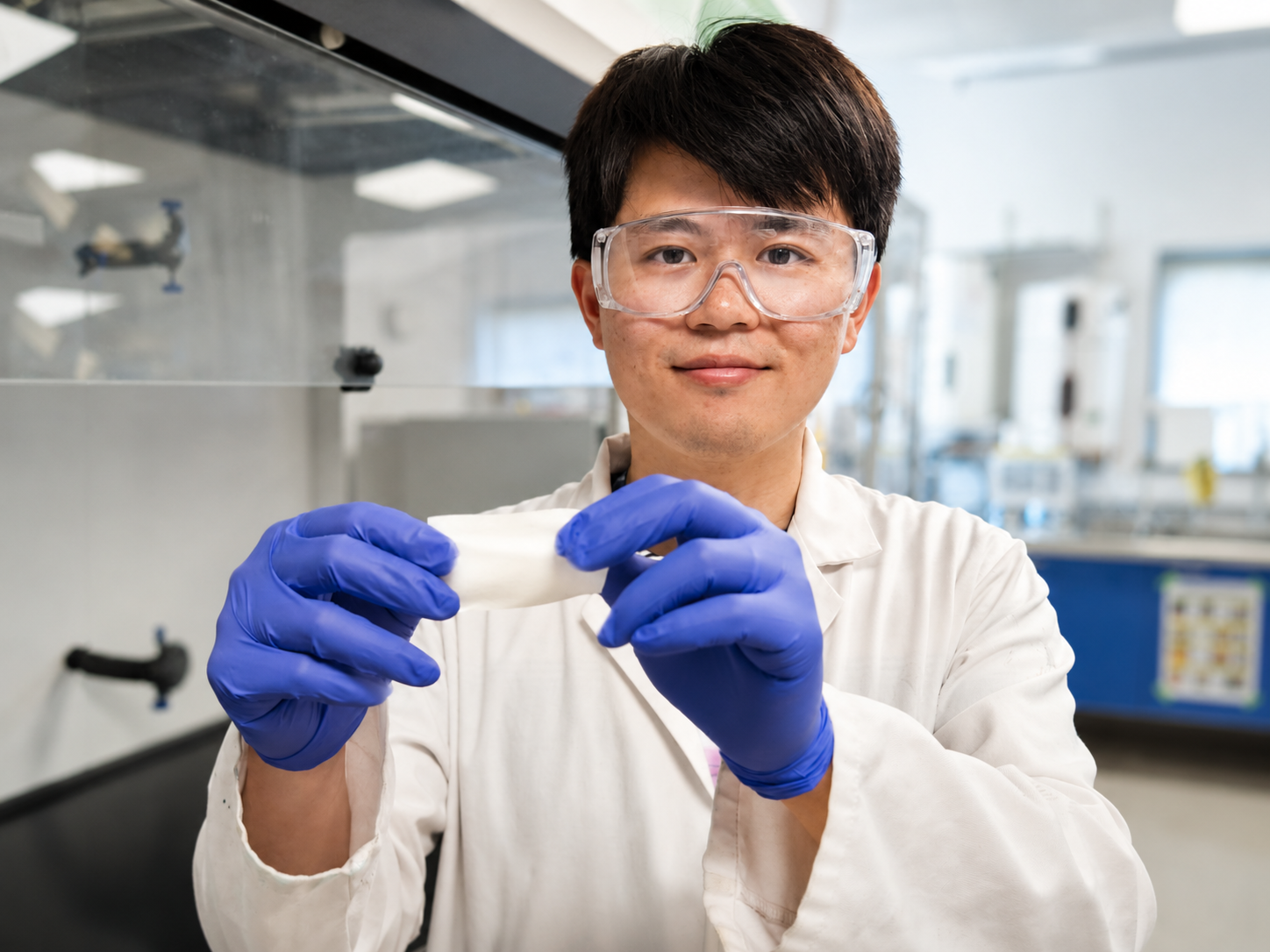 Plant-based wound dressing fights infection before it takes hold
